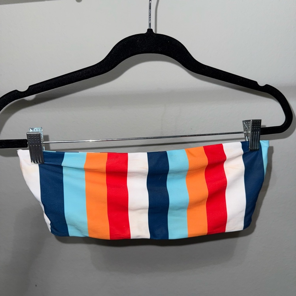 SHEIN Multicolor Striped Bikini Top